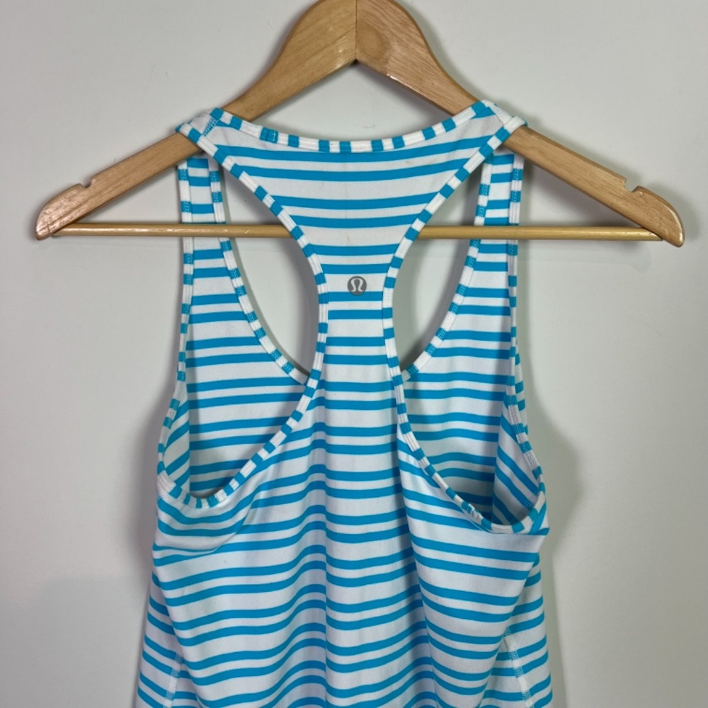 Lululemon Blue Stripe Racerback Active Tank Top Women Size 4 Workout Running - Picture 5 of 6